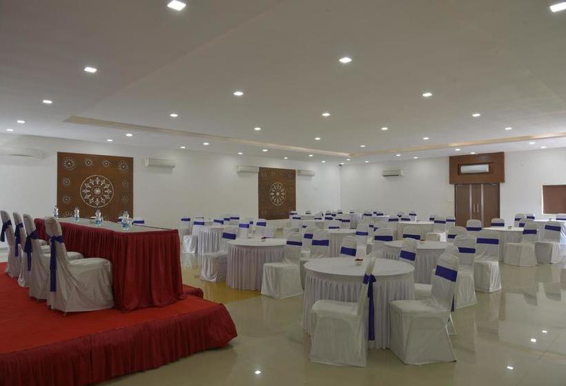 Banyan Paradise Resort