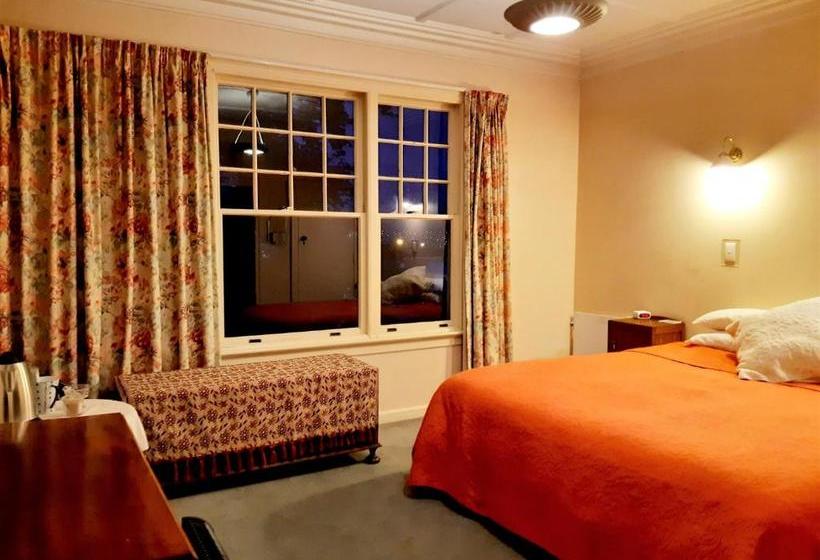 住宿加早餐  Barnett Lodge