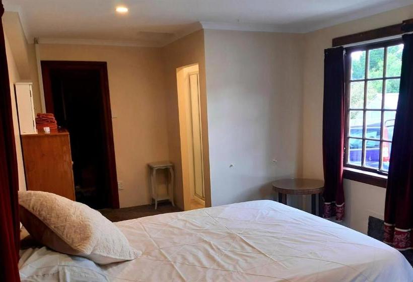 住宿加早餐  Barnett Lodge