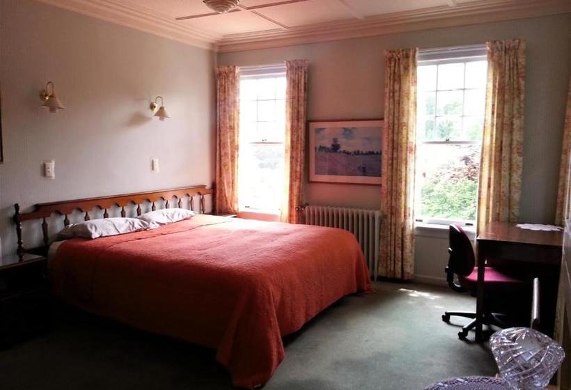 住宿加早餐  Barnett Lodge