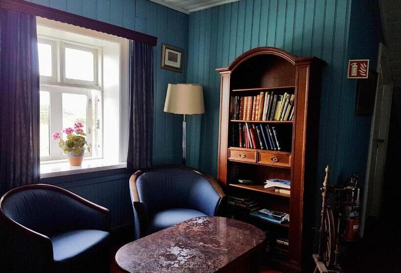 تختخواب و صبحانه Guesthouse Gamli Bær