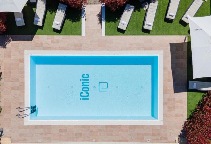 Bed and Breakfast Iconic Wellness Resort & Spa