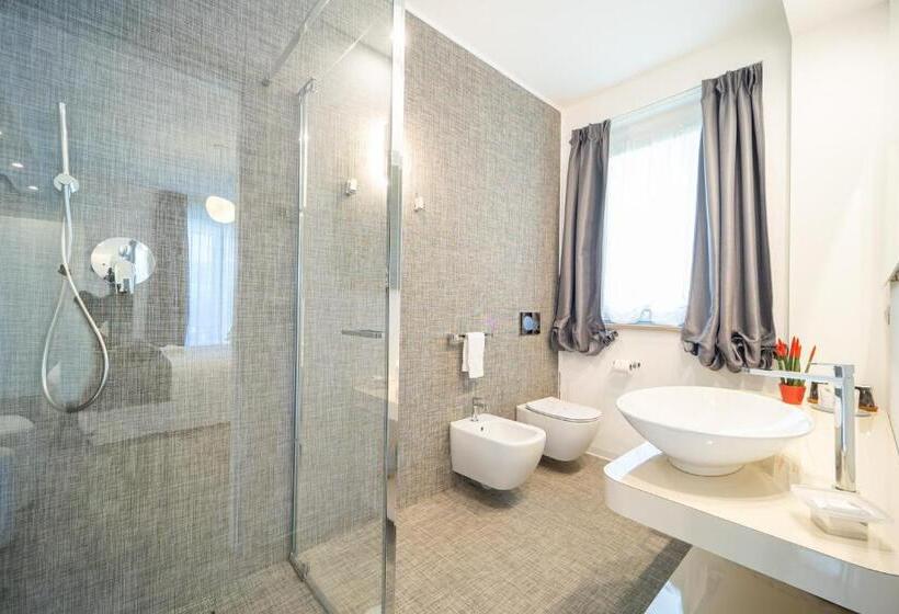 Bed and Breakfast Iconic Wellness Resort & Spa