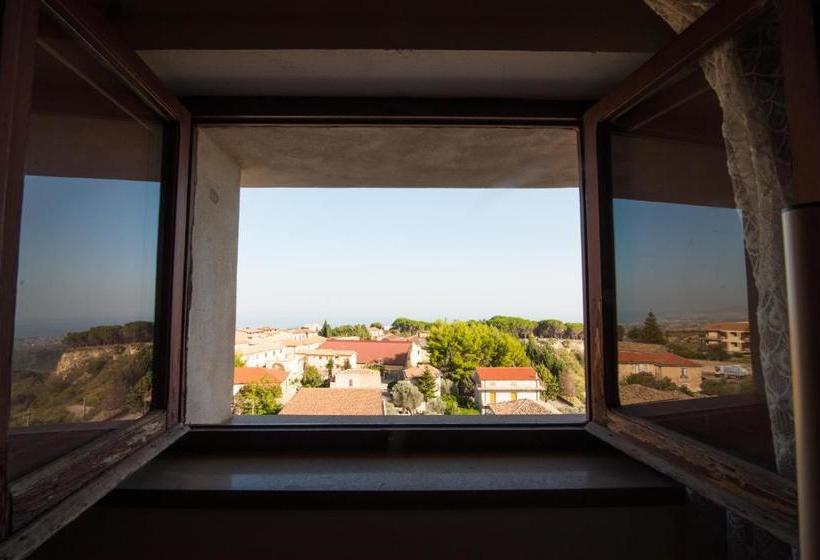 צימר Lo Sparviero