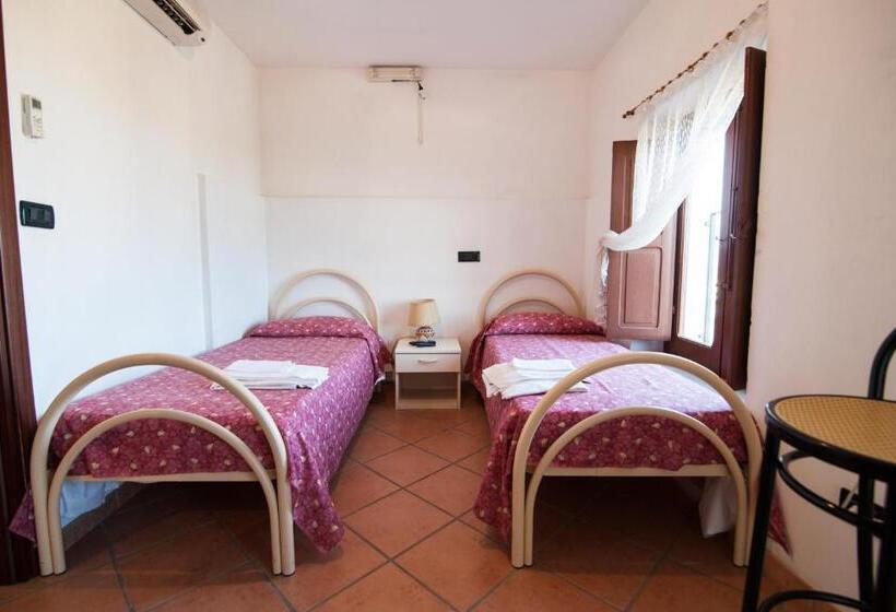 צימר Lo Sparviero