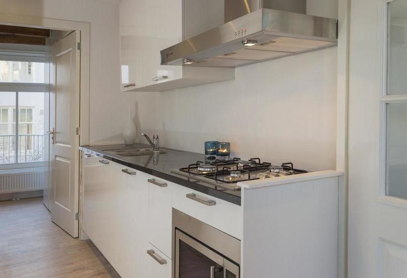 مبيت وإفطار Sailor Apartment