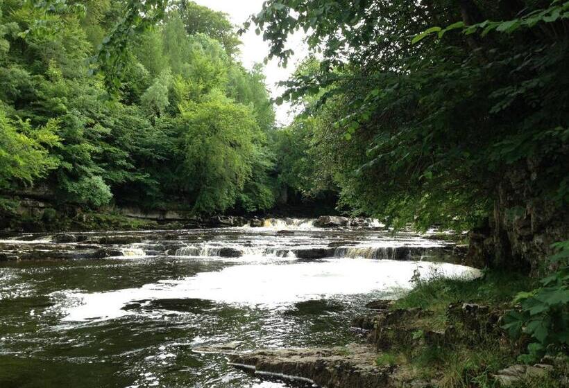 مبيت وإفطار The Old Town Hall