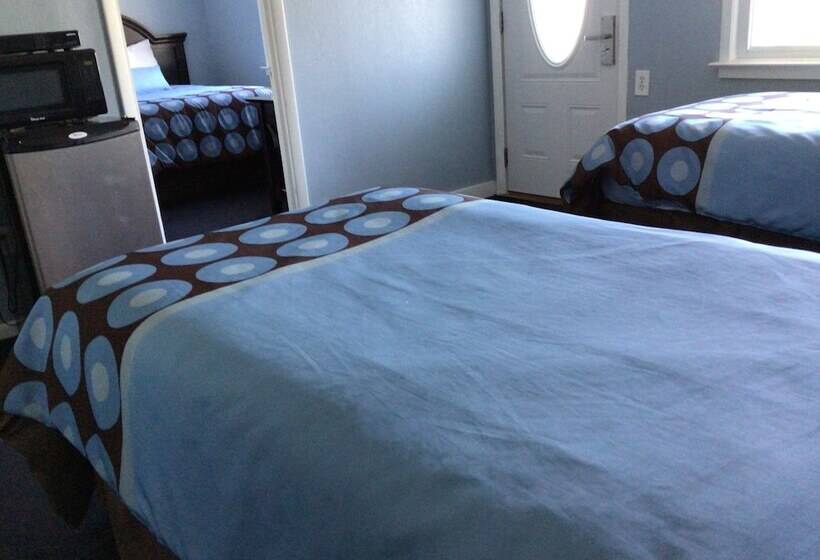 Hitching Post Country Motel