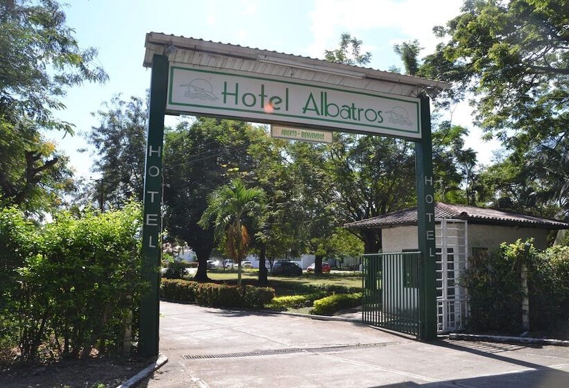 ホテル Albatros