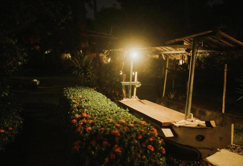 בית מלון כפרי Aloka Bahari Villas