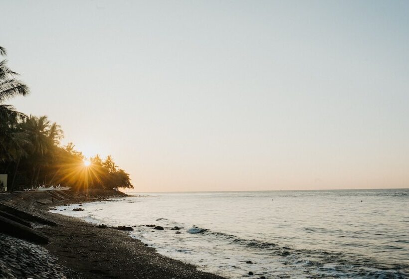 בית מלון כפרי Aloka Bahari Villas