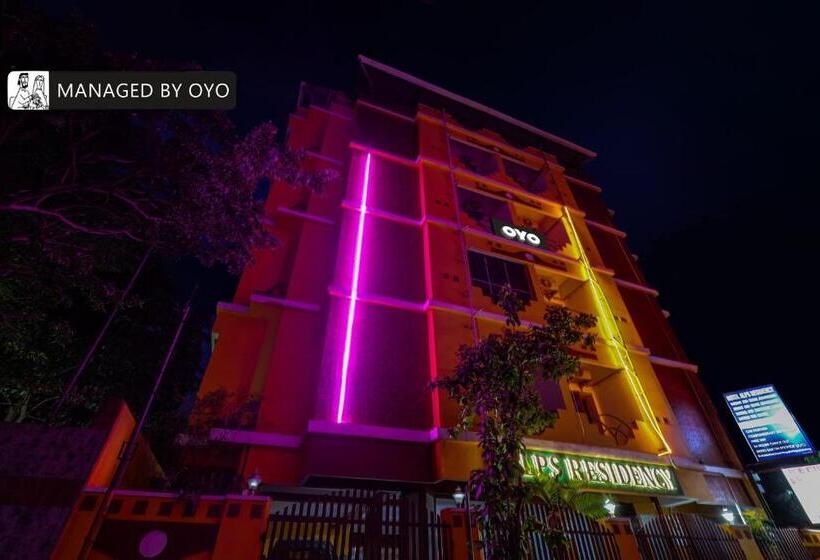 בית מלון כפרי Alps Residency