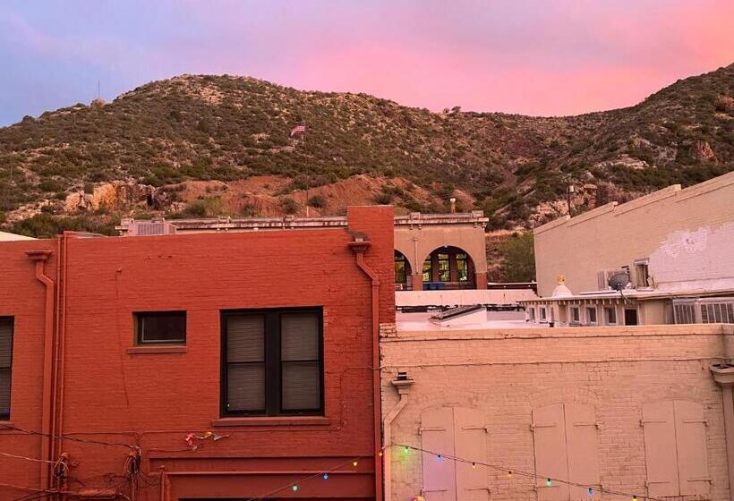 فندق Canyon Rose Suites