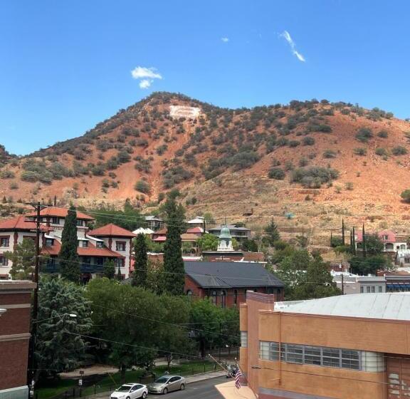 فندق Canyon Rose Suites