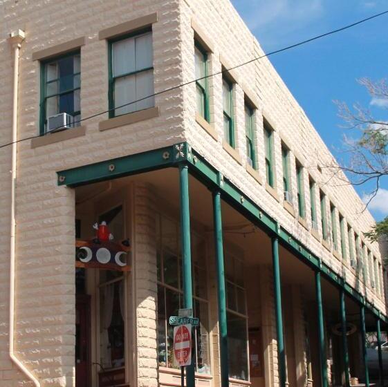 فندق Canyon Rose Suites