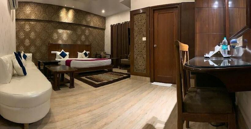 בית מלון כפרי Gopinath The Grand