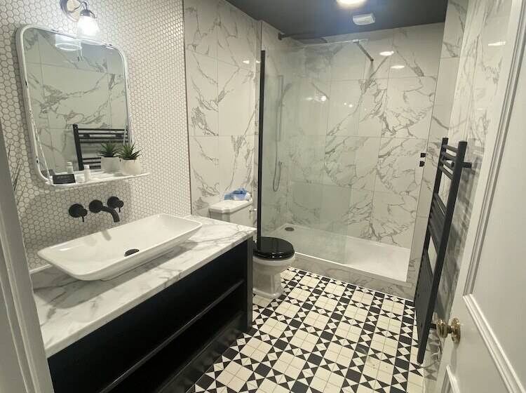 ホテル Hartford Hall On School Lane