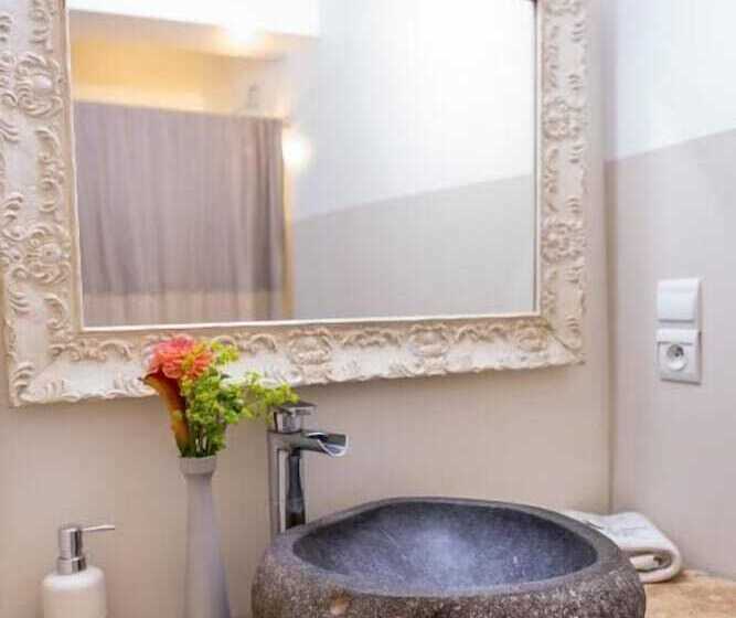 Отель Le Moulin De Rudelle