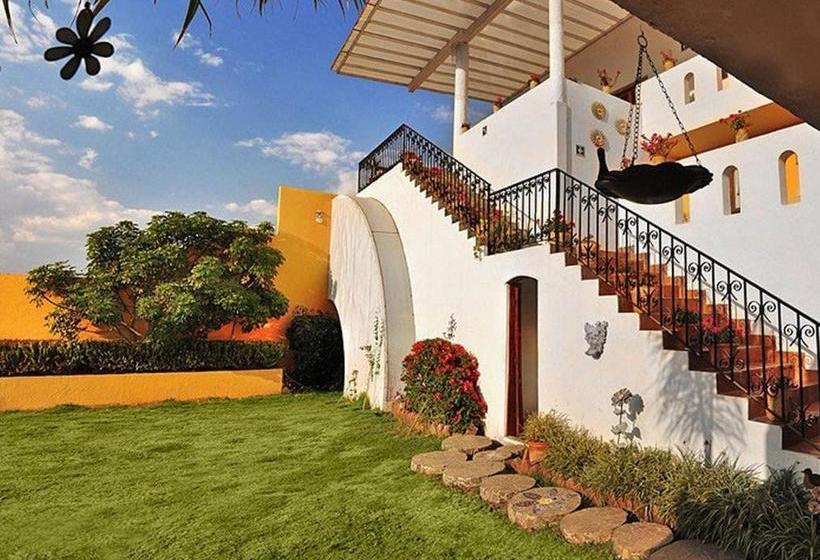 هتل Mirador Del Lago