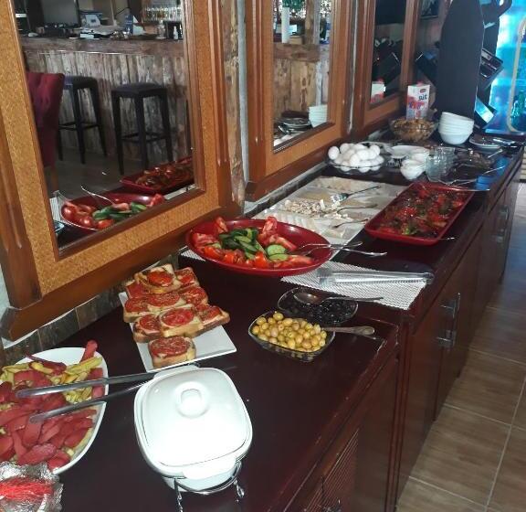 בית מלון כפרי Nostalgia World