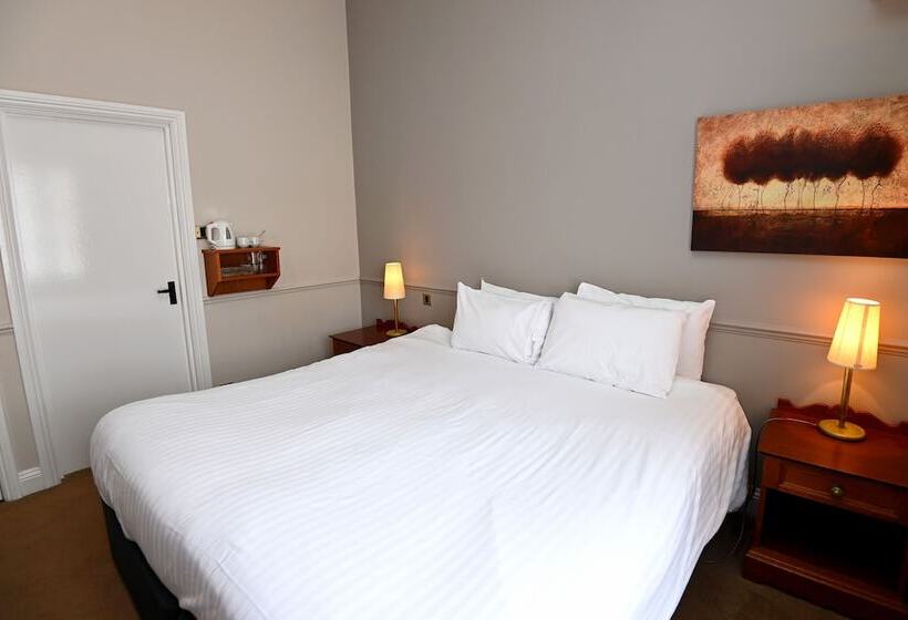 Отель Original White Hart, Ringwood By Marston's Inns