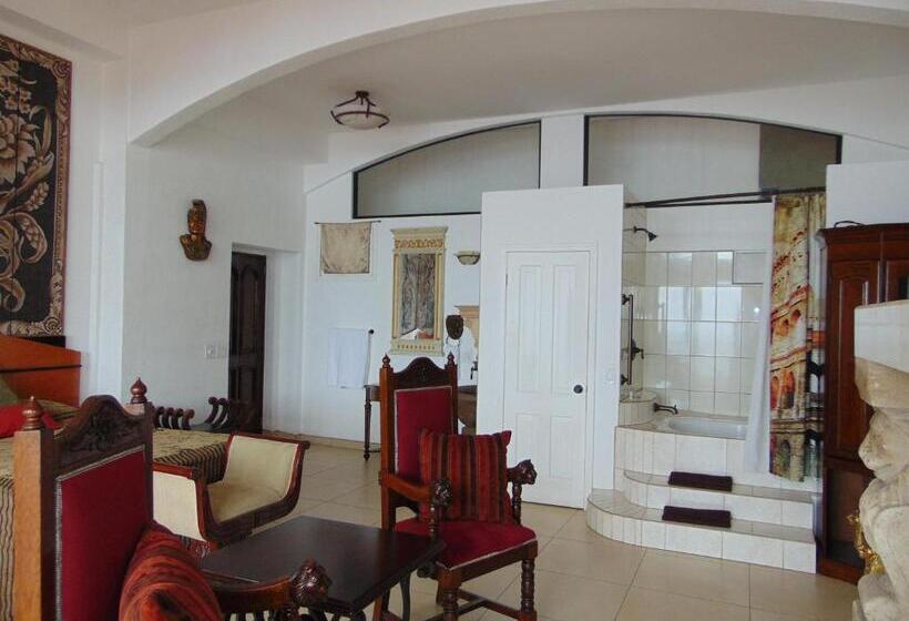 Отель Poco Cielo