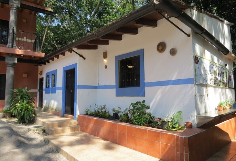 فندق Posada Comala