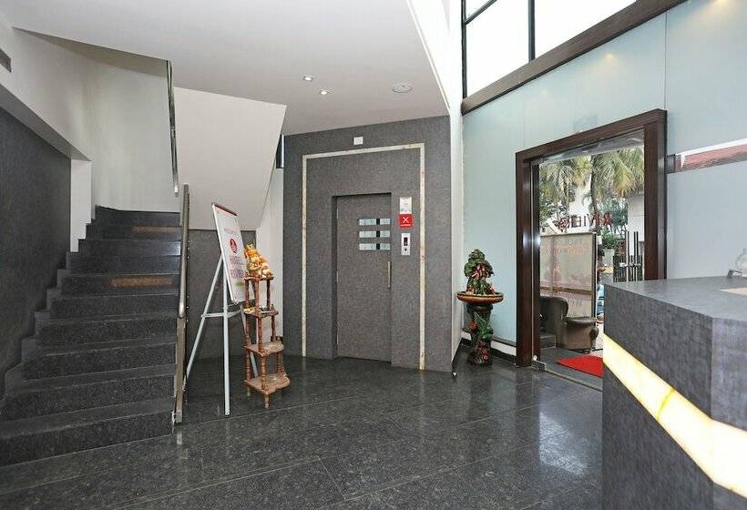 فندق Renovos  Riviera