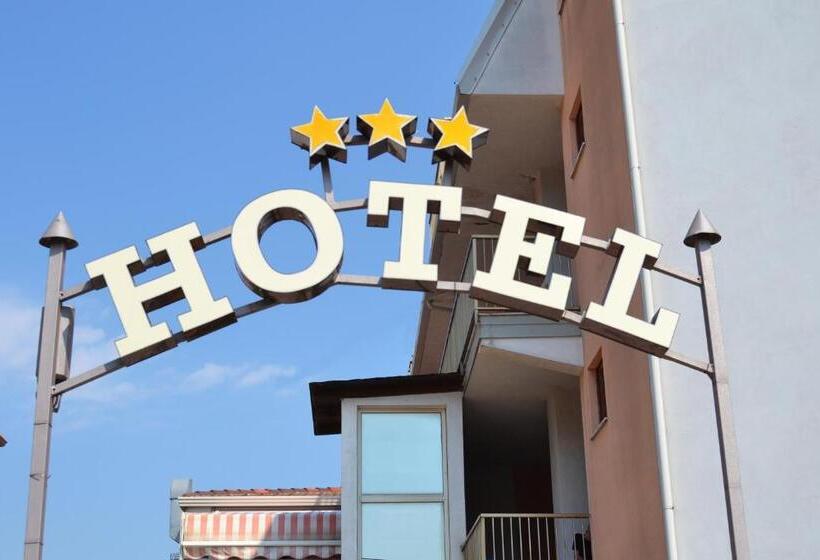 فندق Ristorante L'avvenire