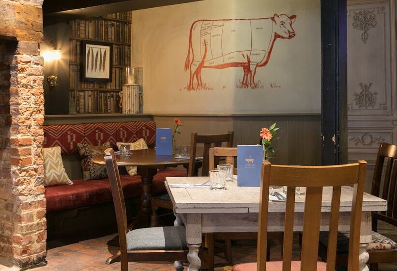 Отель The Angel & Blue Pig