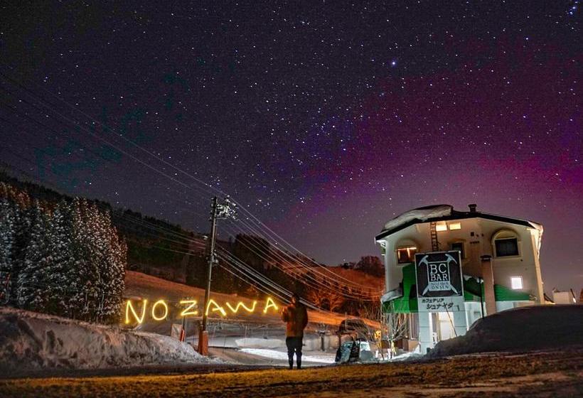 ホテル The Schneider