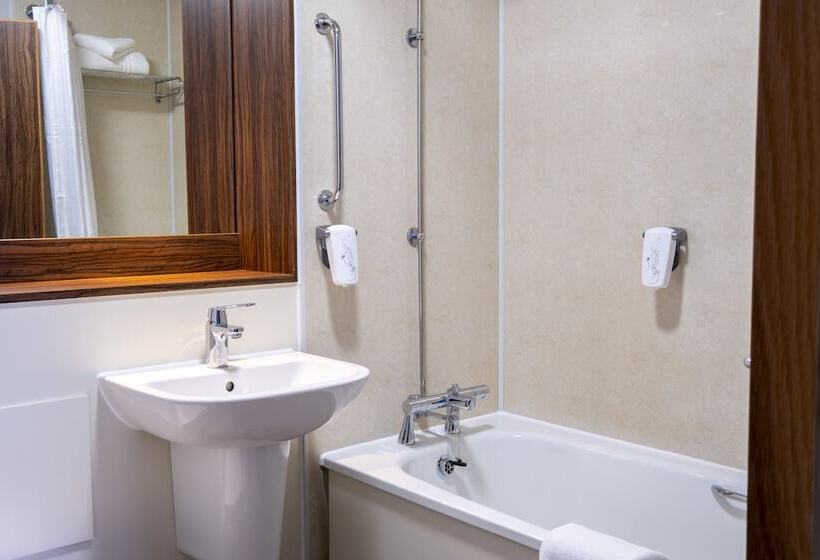 فندق Two Rivers Lodge By Marston’s Inns