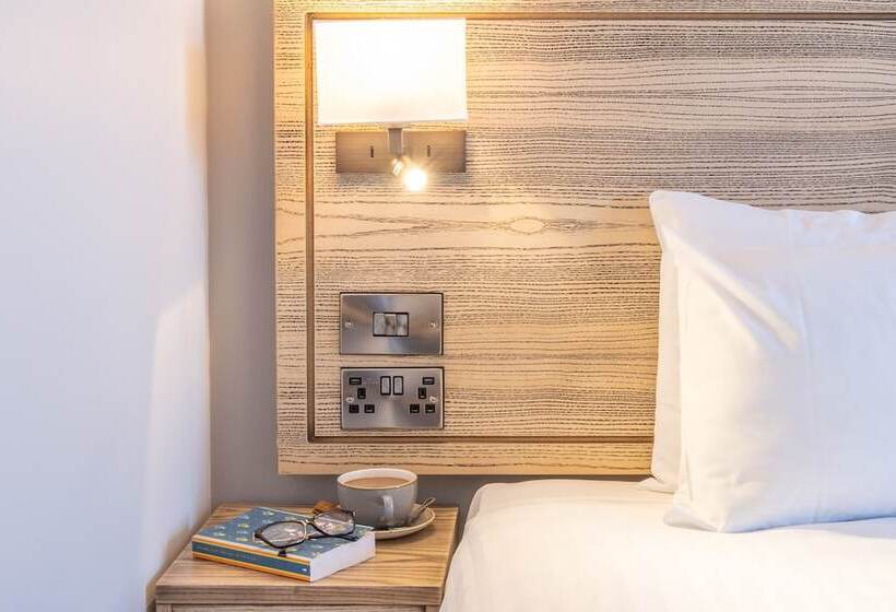 فندق Two Rivers Lodge By Marston’s Inns