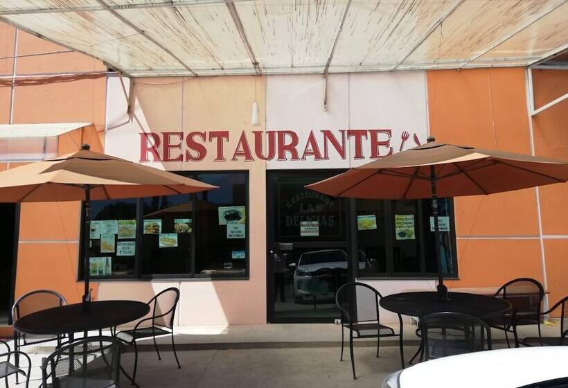 ホテル Villa De Las Flores