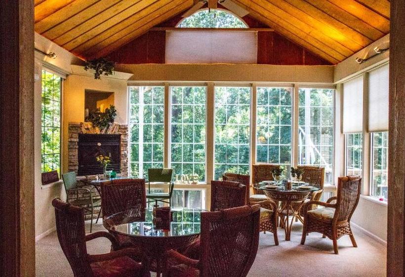 Inn At Harbour Ridge B&b