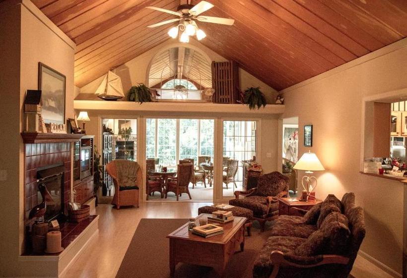 Inn At Harbour Ridge B&b