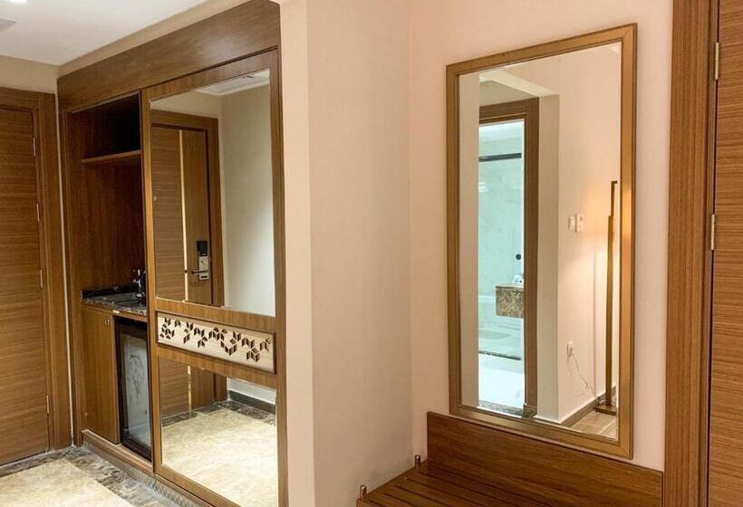 Midan Hotel & Suites Al Aziziya