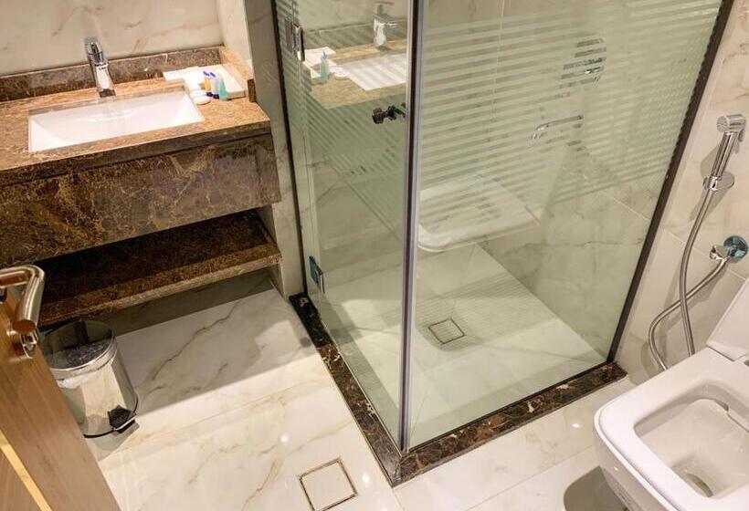 Midan Hotel & Suites Al Aziziya