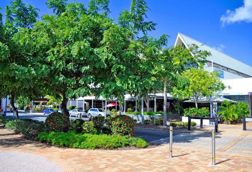 モーテル Airlie Waterfront Accommodation