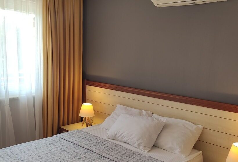 בית מלון כפרי Nostalgia World