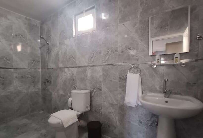 בית מלון כפרי Nostalgia World