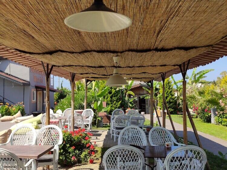 בית מלון כפרי Nostalgia World