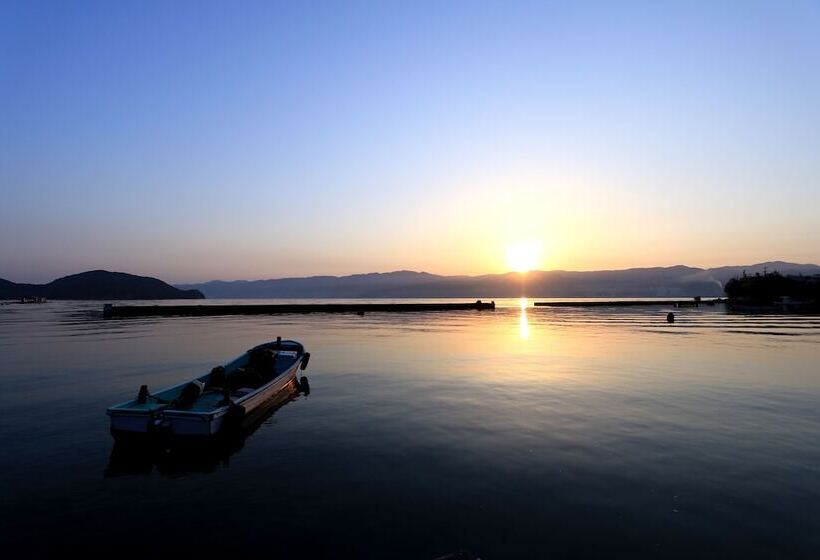 ريوكان Tsuruga Sazanami Resort Chobei