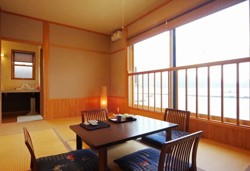 ريوكان Tsuruga Sazanami Resort Chobei