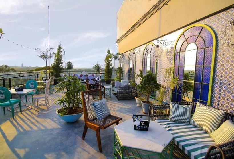 The Travotel Suites Nagpur