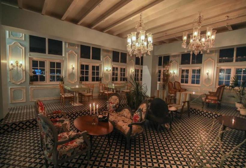 The Travotel Suites Nagpur