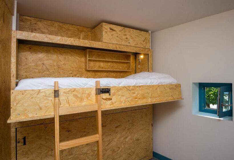 ユースホステル Des Arts