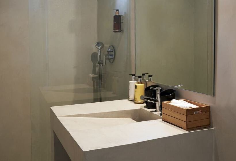 Общежитие Lucky S Guest House