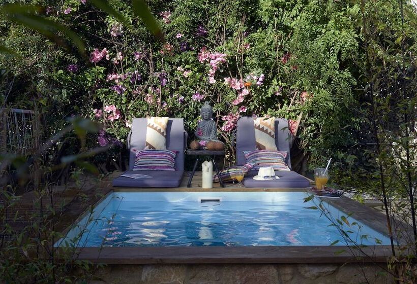 Общежитие Lucky S Guest House