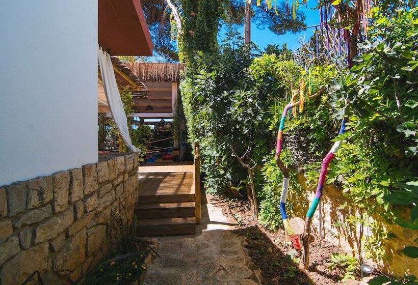 فندق صغير Lucky S Guest House